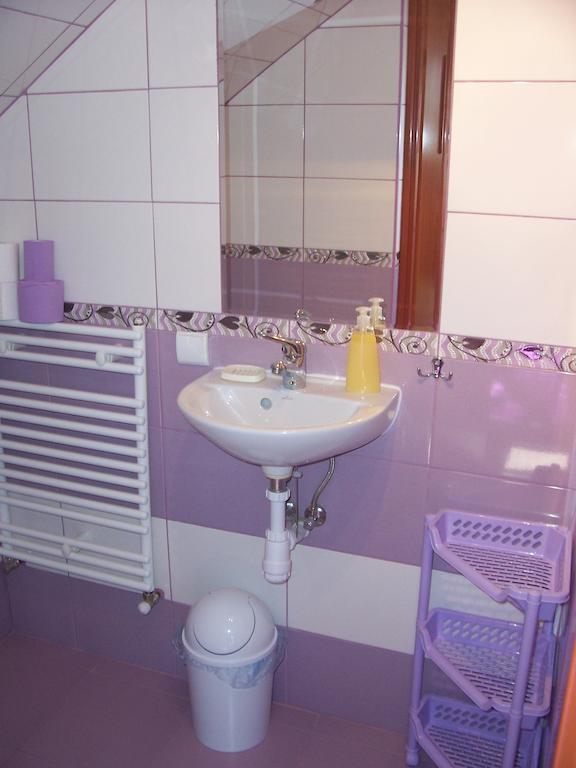 Gosciniec Nad Stawem Villa Szczytno  Szoba fotó